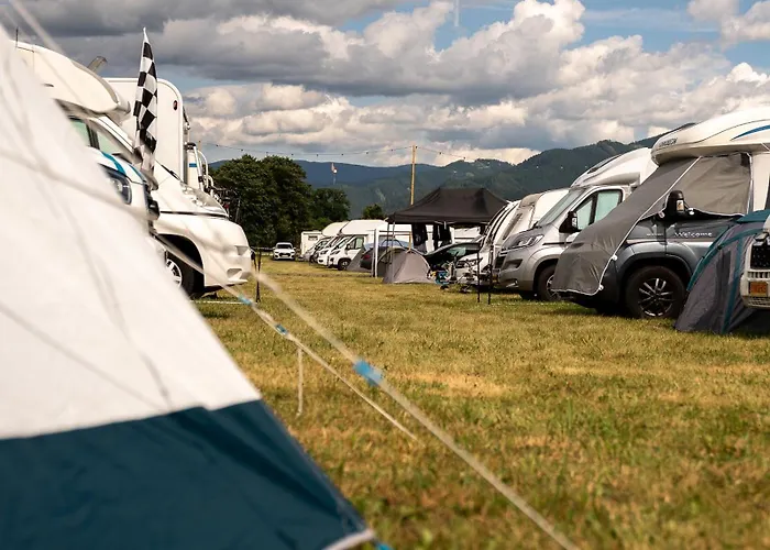 Parque de Campismo Schitterhof Weiss Spielberg Bei Knittelfeld