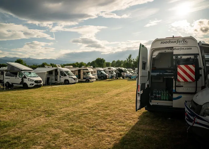 مكان تخييم Schitterhof Weiss *