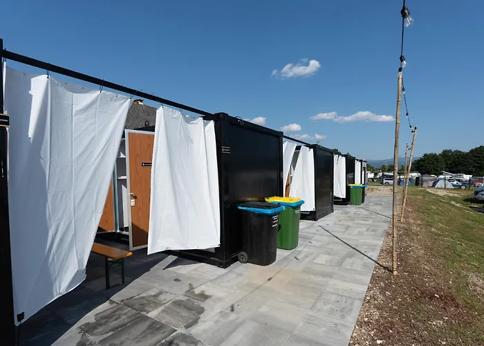 Schitterhof Weiss Parque de Campismo Spielberg Bei Knittelfeld